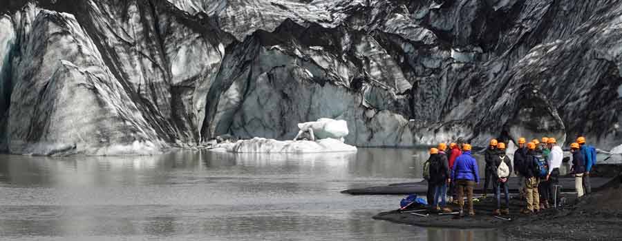 Gletscherwanderung  mit Guide und Ausrüstung